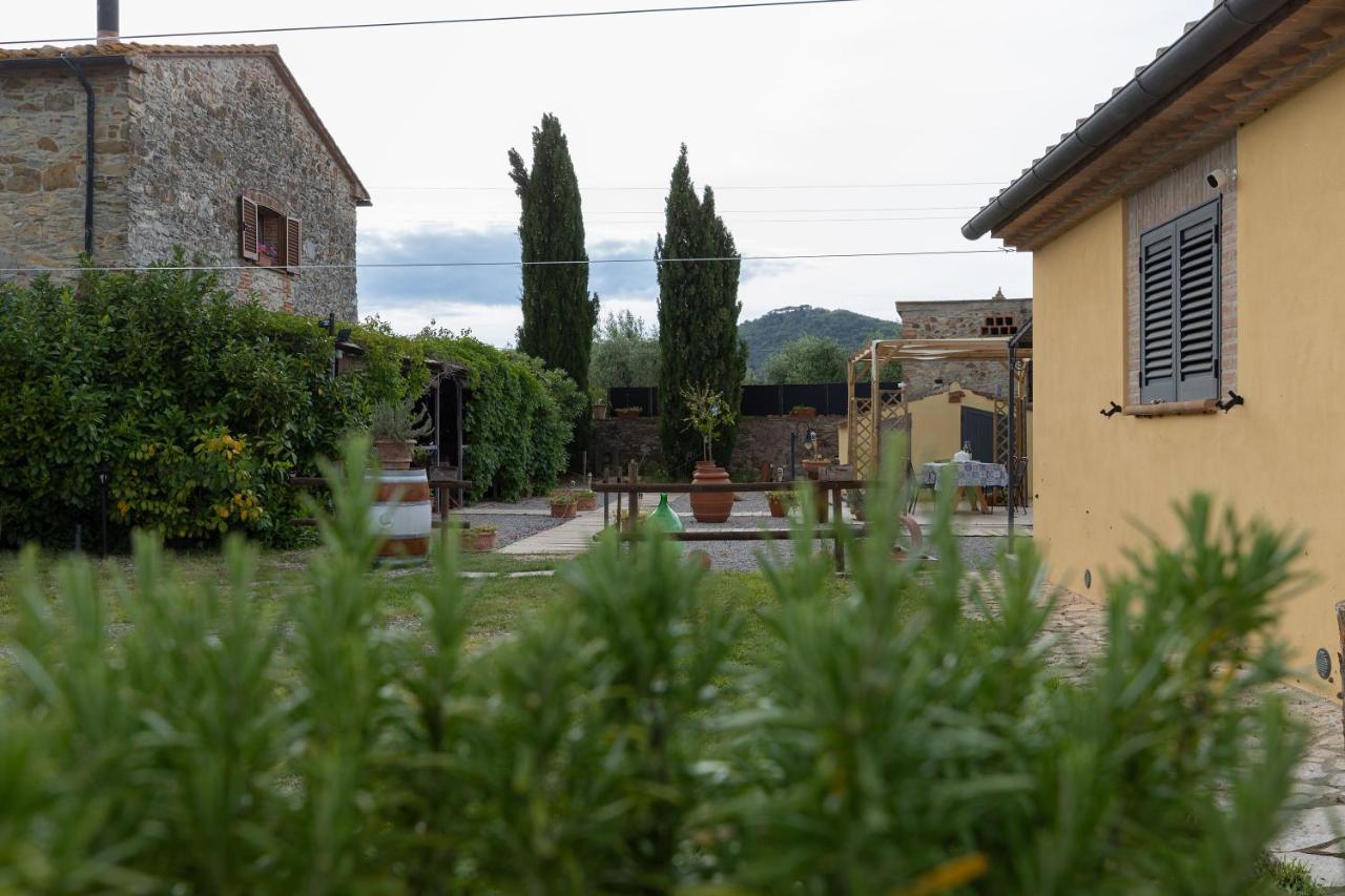 Casale Rosmarino Hotel Suvereto Exterior photo